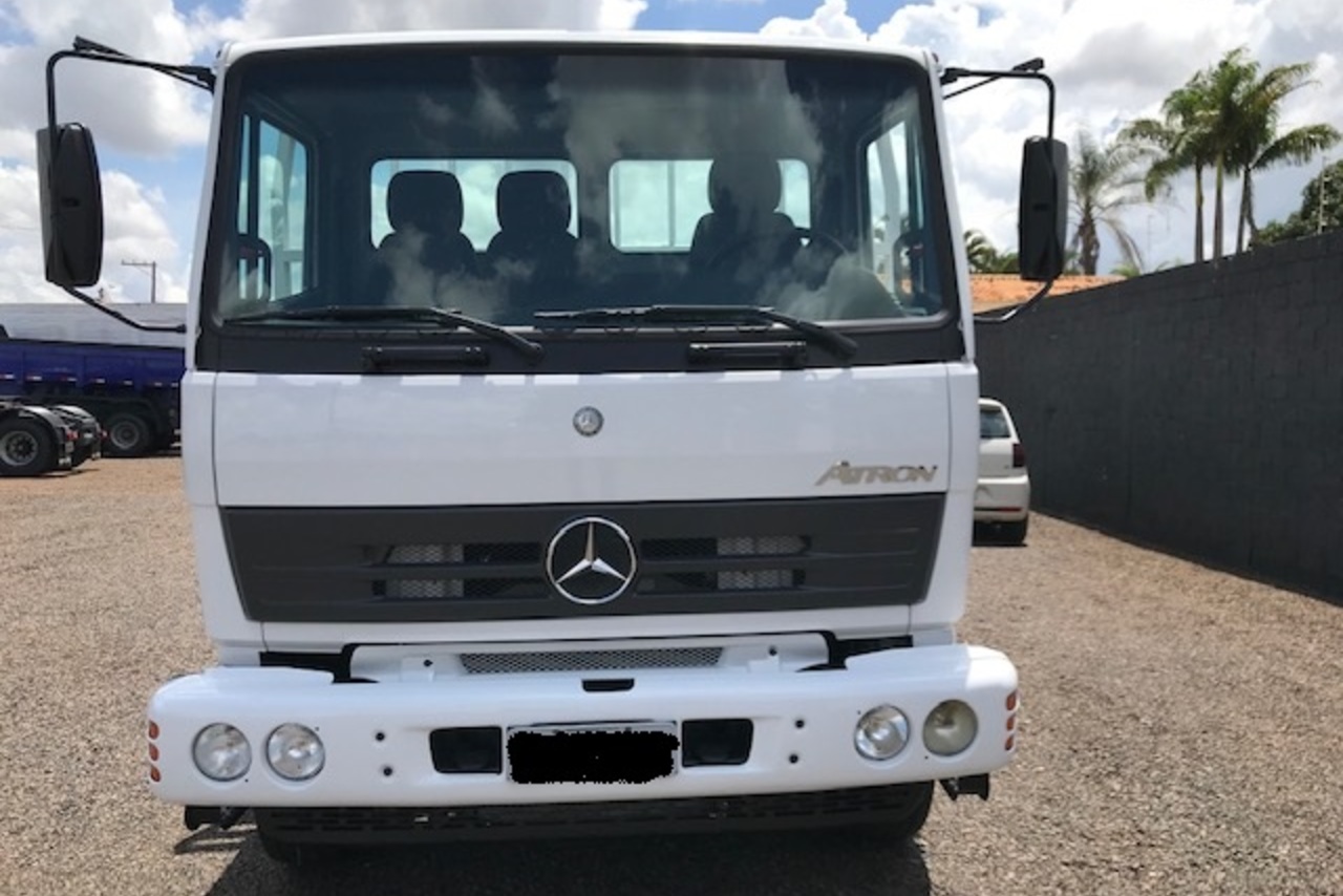 MB1719 Mercedes Benz - 13/13